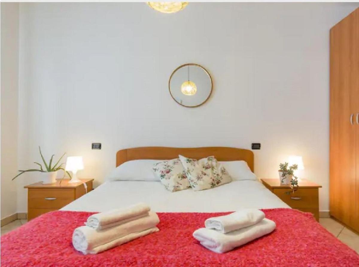 Casa Ulivi Bianco Lejlighed Rivoltella del Garda Eksteriør billede